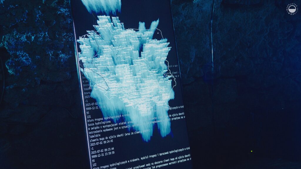 Zdjęcie z wystawy PJATK na Festiwalu Góry Literatury 2025