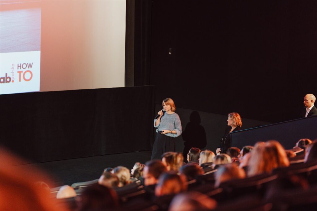 Zdjęcie uczestników konferencji “IABHowTo: Digital OOH”