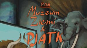 Ilustrowany plakat promujący współpracę PAN Muzeum Ziemi i PJATK. Na grafice widać stylizowane zwierzęta – żubra wyłaniającego się zza szklanej gabloty, mamuta stojącego w tle oraz czaszkę dużego zwierzęcia na pierwszym planie. W akwarium obok żubra unoszą się amonity. Dominują ciepłe, malarskie barwy. W centralnej części znajdują się napisy „PAN Muzeum Ziemi & PJATK”, a poniżej lista studentów i studentek tworzących wystawę prac z Pracowni Komiksu Multimedialnego i Gier 2D oraz nazwiska prowadzących. Na dole widnieją logotypy PJATK i PAN Muzeum Ziemi.