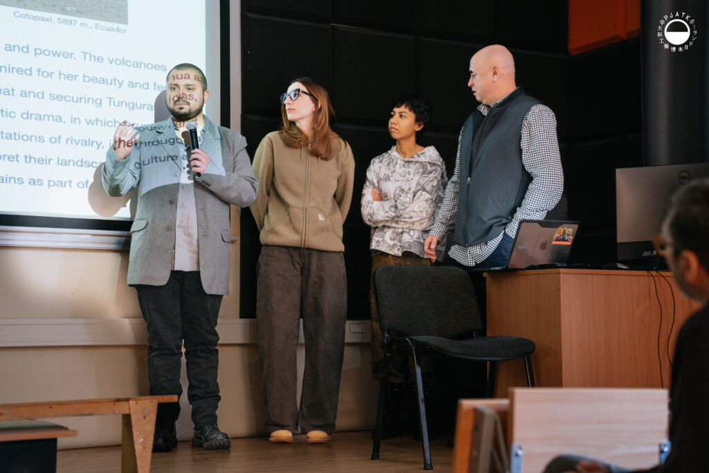 Panel dyskusyjny z udziałem studentów i prowadzących projektu mAIntains mOUntains.